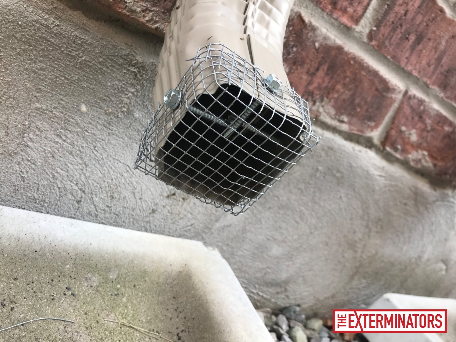 vaughan wall vent screening install 03