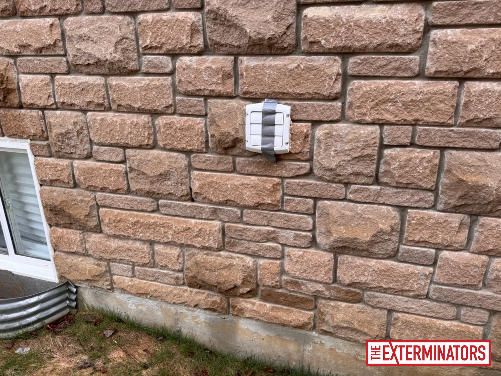 vaughan wall vent screening install 08 vaughan wall vent screening install 08
